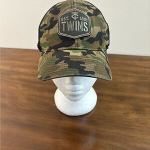 MLB Twins Camouflage Kids Baseball Hat Minnesota Twins SnapBack Green Black EUC